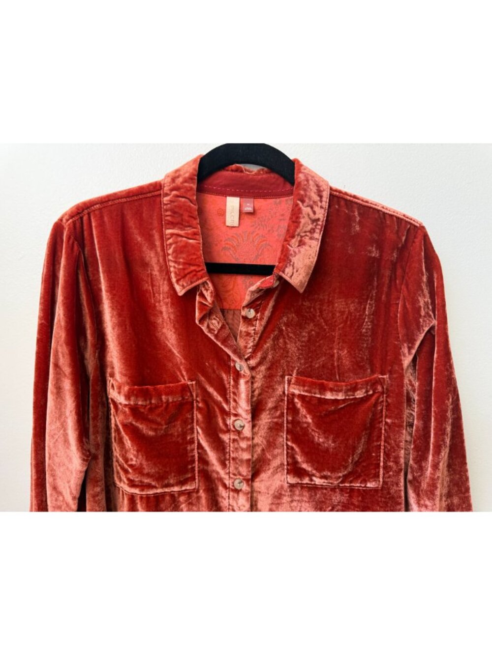 Women's Velvet Button Shirt ~ Anthropologie ~ Pilcro ~ Pumpkin Color ~ Size M - Picture 2 of 8
